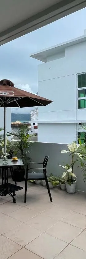 J Spazio Apartelle and Cafe, Hotel in Baranghauon