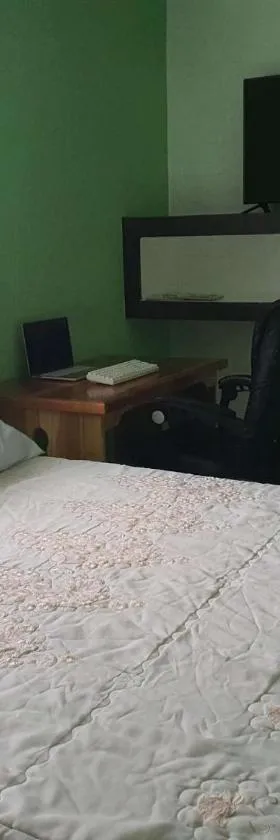 Adelle's Transient, spacious 3-bedroom homestay, Hotel in La Trinidad