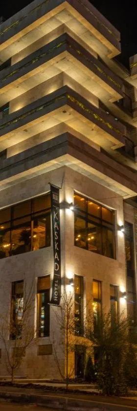 Готельно-ресторанний комплекс Каскад, Hotel in Charkiw