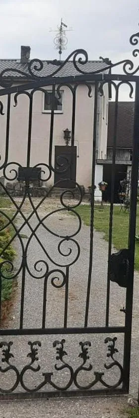 viesu nams "Laimes pakavs", Hotel in Straupe