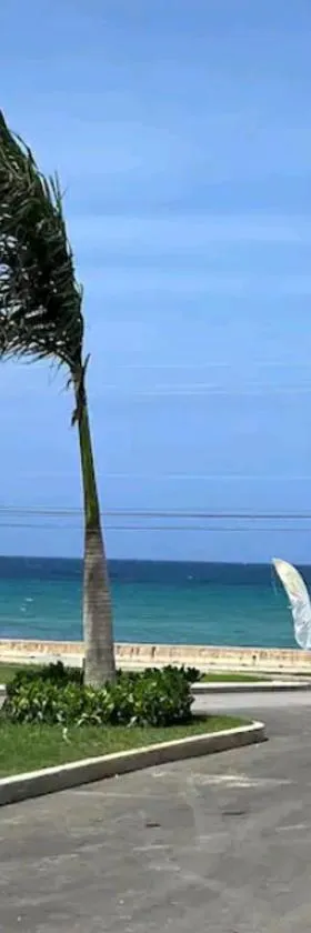 Scenic Ocean View Home, Hotel in Lucea