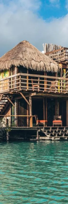 Embajada Universal By La Eufemia Group, Hotel in Huay Pix