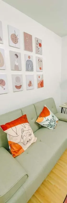 Nordic Themed 1BR Condo - 50 mbps net - Marilao Bulacan - TheRichPlacePh, Hotel in Marilao
