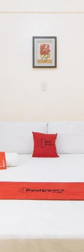 RedDoorz @ Golden Skye Hotel Guagua, Hotel in Guagua