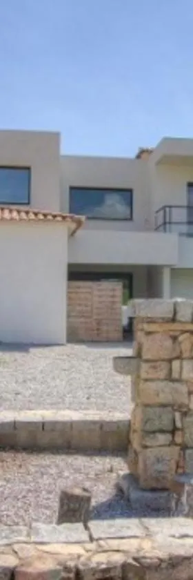 Appartement tranquille en bas de villa, Hotel in Afa