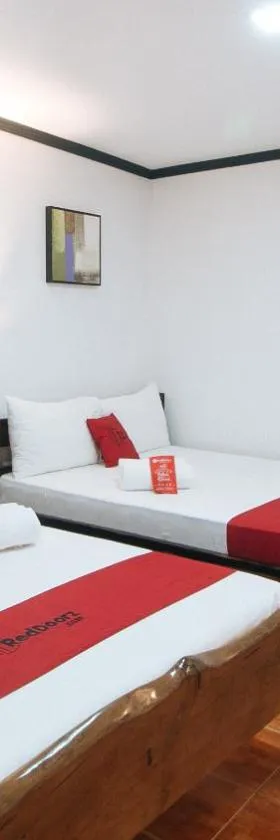 RedDoorz at La Sefa Hotel and Resort Atimonan, Hotel in Atimonan