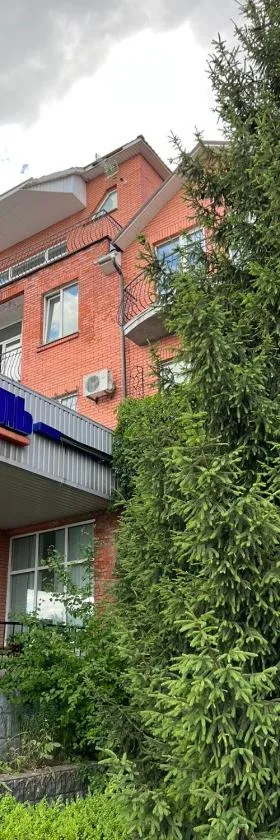 Готель Ягодин, Hotel in Starovoitove