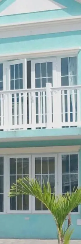 Townhouse by The Bay, Little Bay Country Club ,Negril, Hotel in Orange Bay