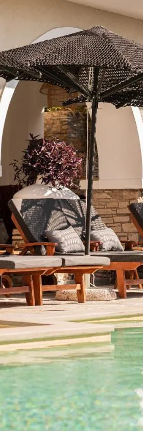 Ino Hotel & Suites, Hotel in Samos