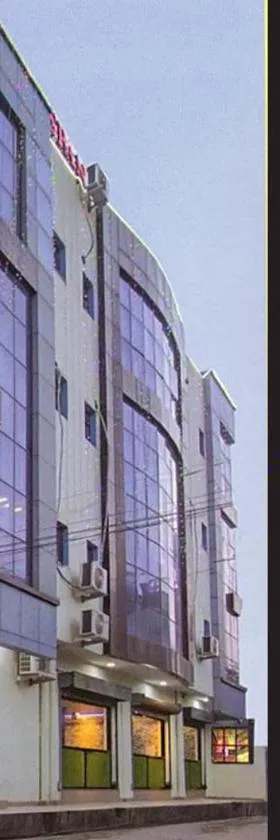 Hotel Span, Hotel in Butwāl