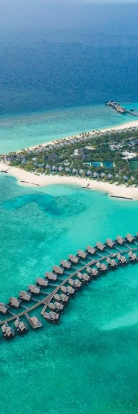 Heritance Aarah - Premium All Inclusive - 40 Minutes away from Male by Seaplane, Hotel in Raa Atoll