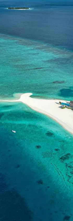 Four Seasons Resort Maldives at Landaa Giraavaru, Hotel in Baa-Atoll