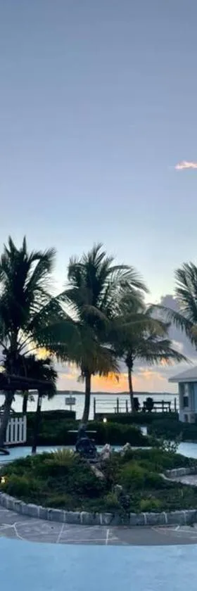 Beautiful Villa just steps away from the beach!, Hotel in Georgetown