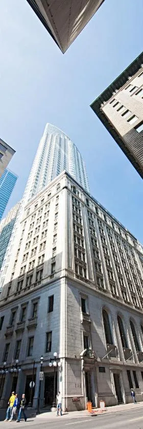 One King West Hotel and Residence, Hotel in Toronto