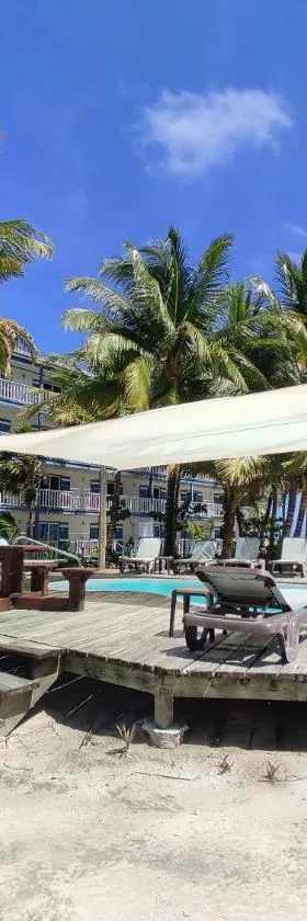 Caribbean Villas Hotel, Hotel in San Pedro