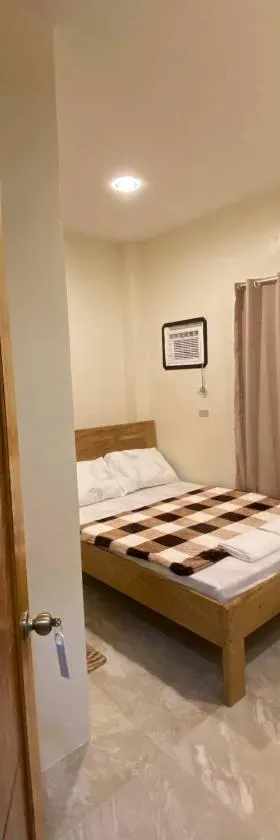 Antelmi Travelers Inn, Hotel in Plaridel