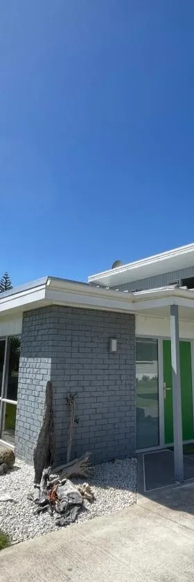Green Door - One bedroom apartment, Hotel in Whakatāne