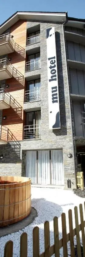 Hotel MU, Hotel in La Cortinada