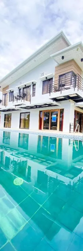 Casa De Española Hotel and Resort, Hotel in Aritao