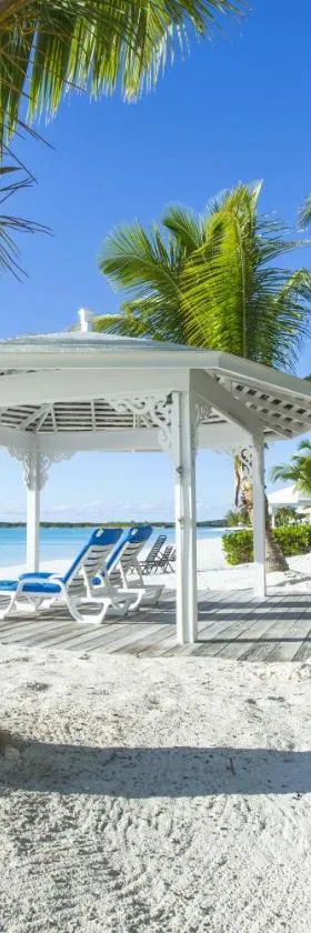 Cape Santa Maria Beach Resort & Villas, Hotel in Seymourʼs