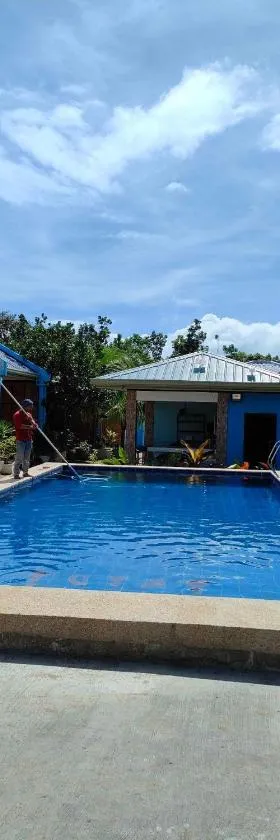 R&D Traveller's Inn, Hotel in Anda