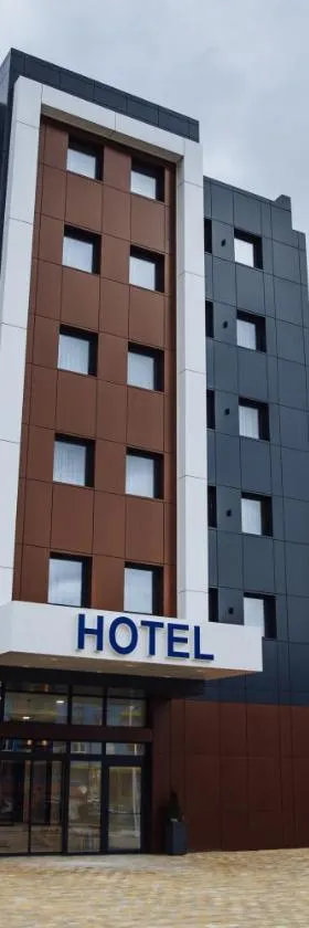 Hotel Brčko gas Sarajevo, Hotel in Lukavica