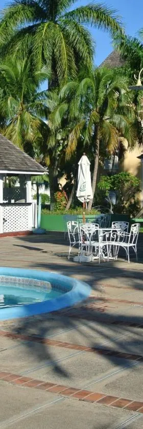Beach Studio 9, Hotel in Ocho Rios