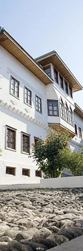 Bosnian National Monument Muslibegovic House, Hotel in Mostar