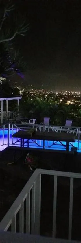 Ridgeview Suites 1 to 3, Hotel in Kingston