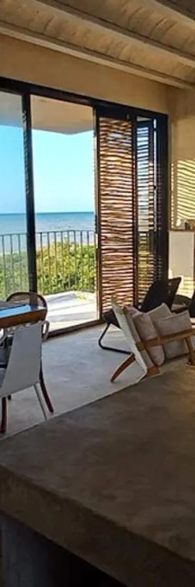Kuka Casa de playa Linda villa al frente del mar, Hotel in Sisal
