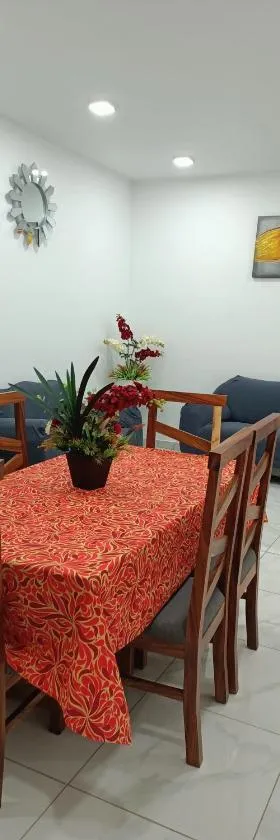 DEPARTAMENTOS LIZDIAN, Hotel in Talpa de Allende