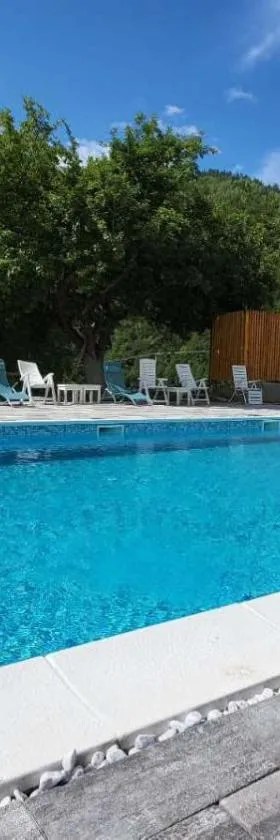 M&M Bazen resort Goražde, Hotel in Goražde