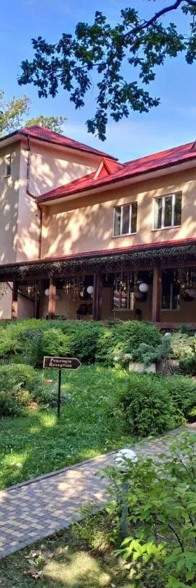 Dibrova Club, Hotel in Fastov