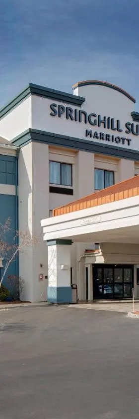 SpringHill Suites Manchester-Boston Regional Airport, Hotel in Manchester