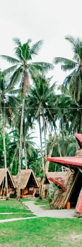 Loboc Nipa Huts Cottages Rental, Hotel in Camisan