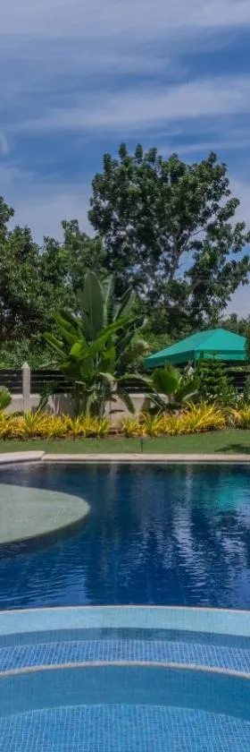 The Mayana Resort, Hotel in Dauis