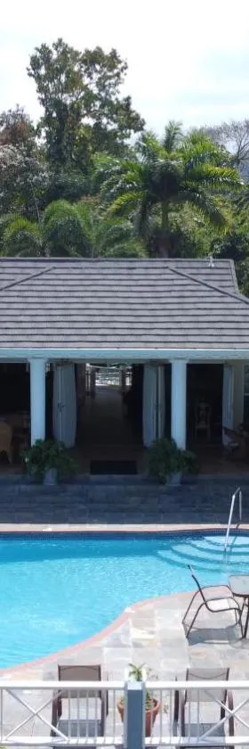 Spicy Hill Villa, Hotel in Port Antonio