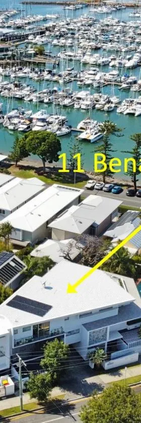 Location, location, location - private apartment, Hotel in Brisbane
