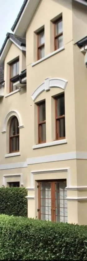 The Elms Apartments Ramsey Isle of Man UK, Hotel in Ramsey