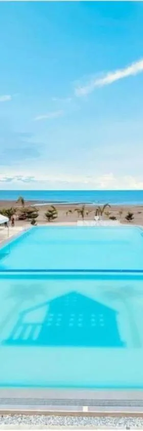 LaSersita Casitas and Water Spa Beach Resort by Cocotel, Hotel in Balugo