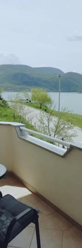 Apartman Bošnjak Ramsko jezero, Hotel in Podbor