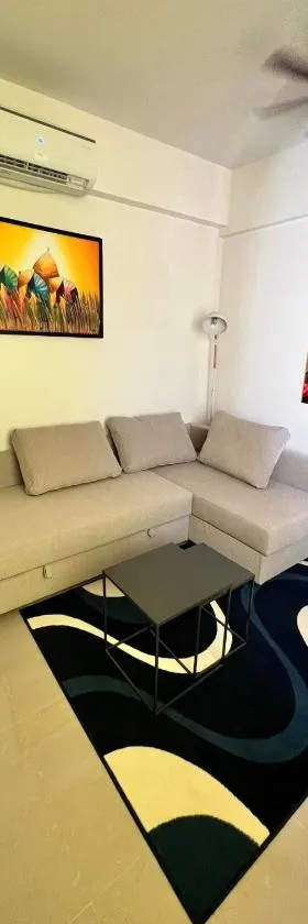 Cozy almond drive condo in cebu, Hotel in Talisay
