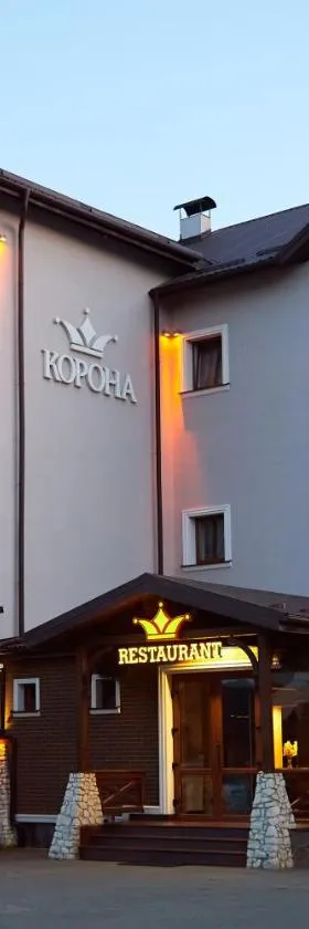 Hotel Korona, Hotel in Mostiska