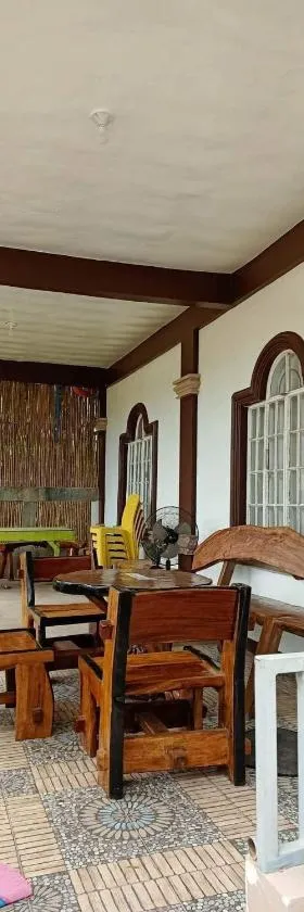 JC3 TRANSIENT HOUSE, Hotel in Bolinao