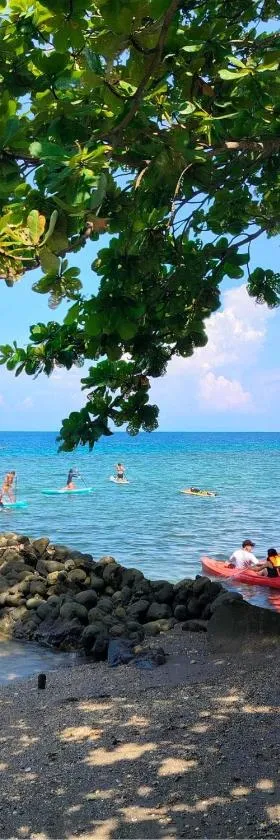 Boochee Beach, Hotel in Tampi