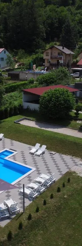 Vila Dzenana Boracko Jezero, Hotel in Konjic