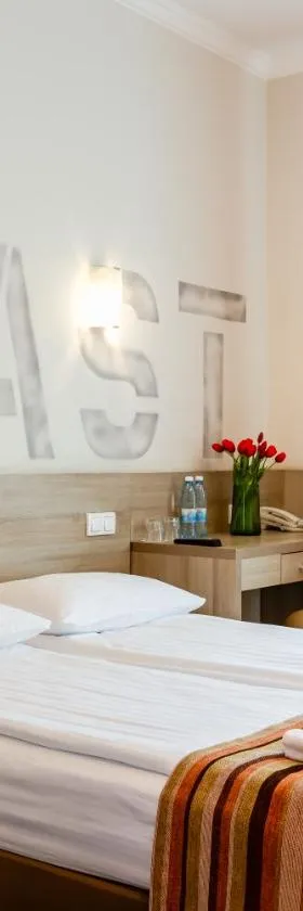 PracticOtel, Hotel in Kiew