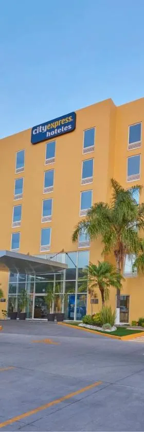 City Express by Marriott Irapuato, Hotel in Irapuato