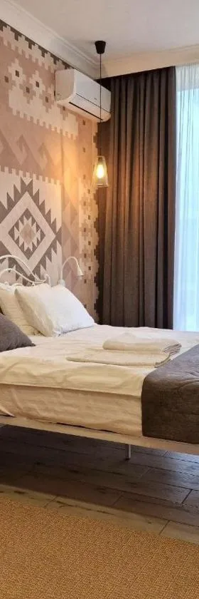 Добрій, Hotel in Svyatopetrivske