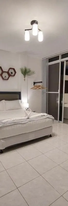 Bonsai Jacuzzi Suites, Hotel in Panglao